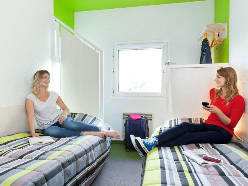 Hotelf1 Lyon Sud Oullins Renove Экстерьер фото