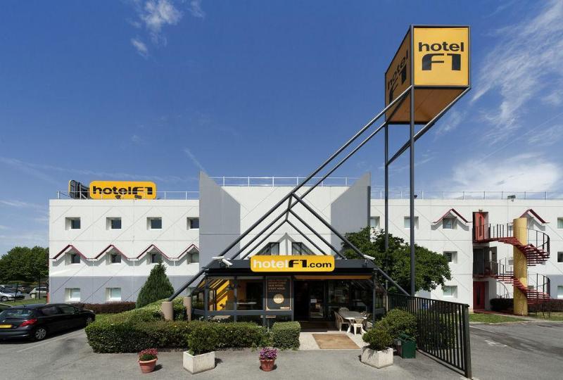 Hotelf1 Lyon Sud Oullins Renove Экстерьер фото